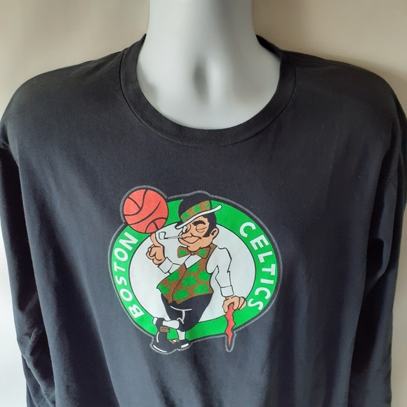 Boston Celtics #11 Kyrie Irving long sleeve shirt - Picture 3 of 8